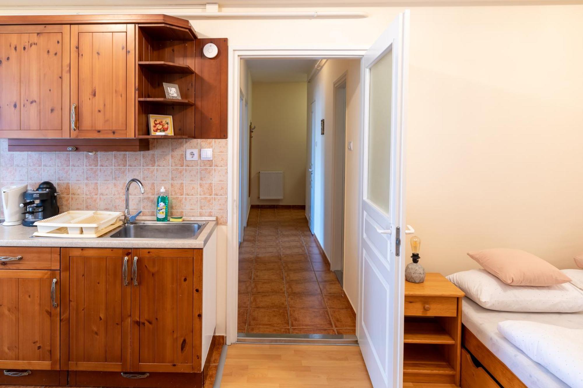 Laszlo Apartman - Hajdúszoboszló Exterior foto
